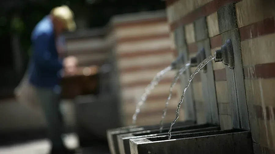 Водата в Хасково остава опасна