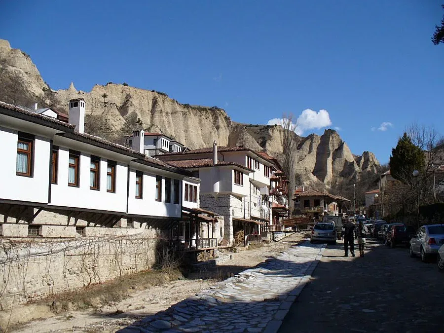 Мелник не иска коли в центъра на града