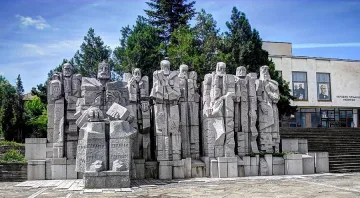 Газов гейзер на бензиностанция пощури Преслав