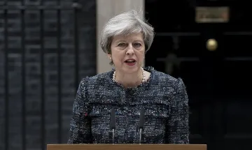 Мей: Брюксел се меси в изборите ни