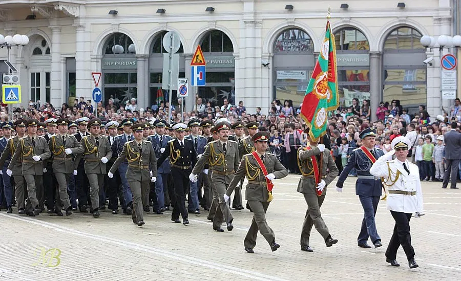1200 военни ще вземат участие в парада