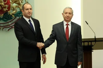 Радев похвалил Герджиков на сбогуване
