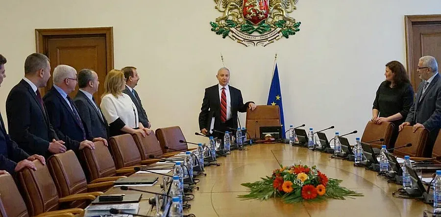 Герджиков каза "чао" в празнично настроение