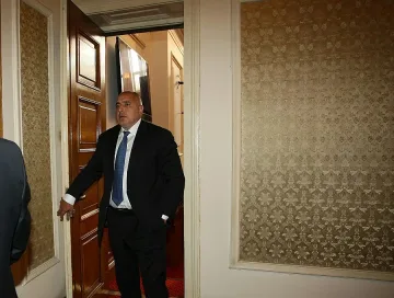 Борисов се завръща утре в 13 