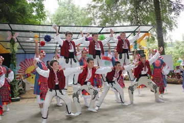 С. Първомай празнува с музика