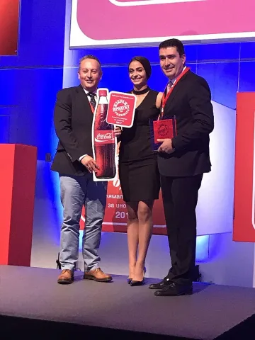 Coca-Cola 750 мл. беше избрана за „Продукт на годината" в категория „Безалкохолни напитки"