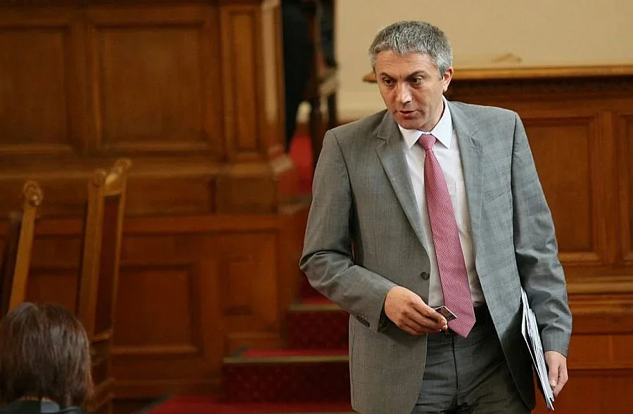 Карадайъ поиска Местан да се извини