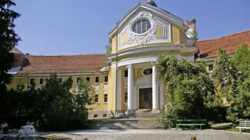 Дават на концесия банята в Банкя