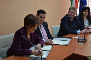 Държавата два рамо на стартъпите