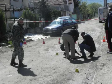 Взривиха автомобил на земеделец край Дупница