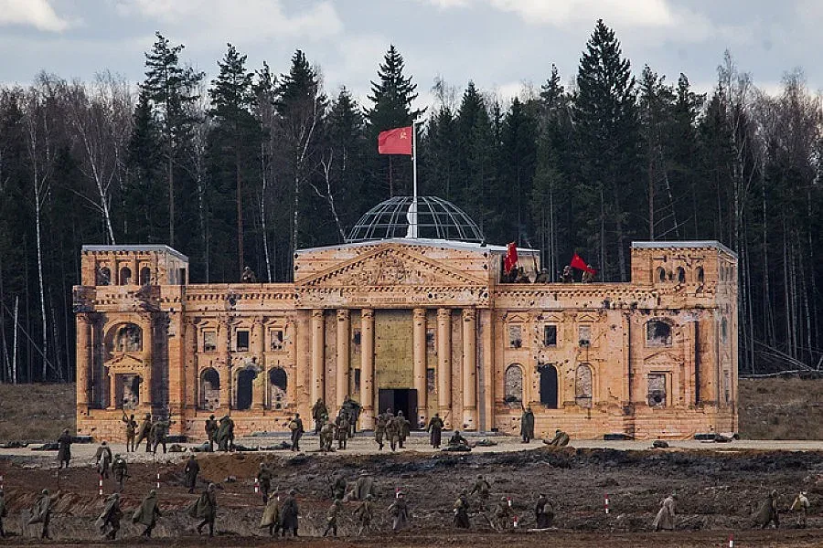Знамето на Свободата изгря над Райхстага