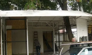 Разчистиха Слънчев бряг от незаконни постройки