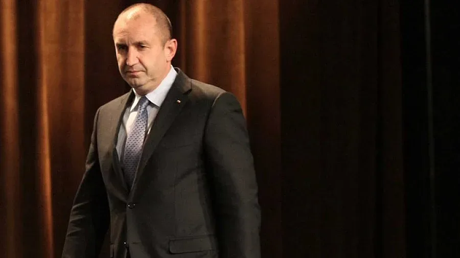 Радев: Служебното правителство действа адекватно в Хасково