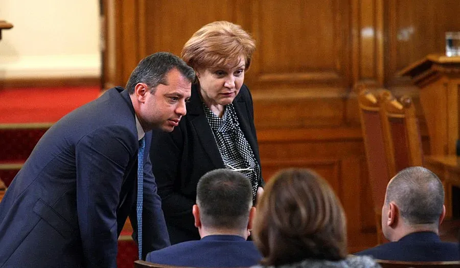 Вадят утре чернова на споразумението между ГЕРБ и ОП