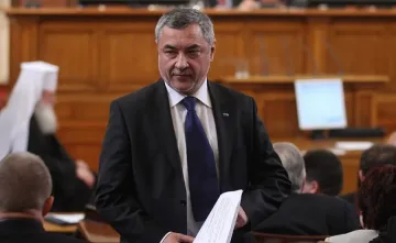 Симеонов: Ще окача на стената и скалпа на Слави Трифонов