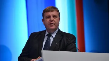 Каракачанов: Все още не сме обсъждали министерските постове