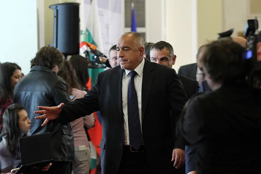 ГЕРБ и БСП свикват депутатите си