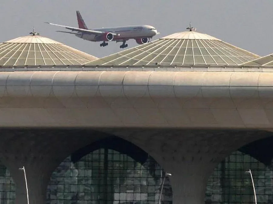 Тревога в Индия заради опити за отвличане на самолети