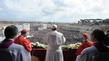 Папа Франциск поздрави света с призив за мир