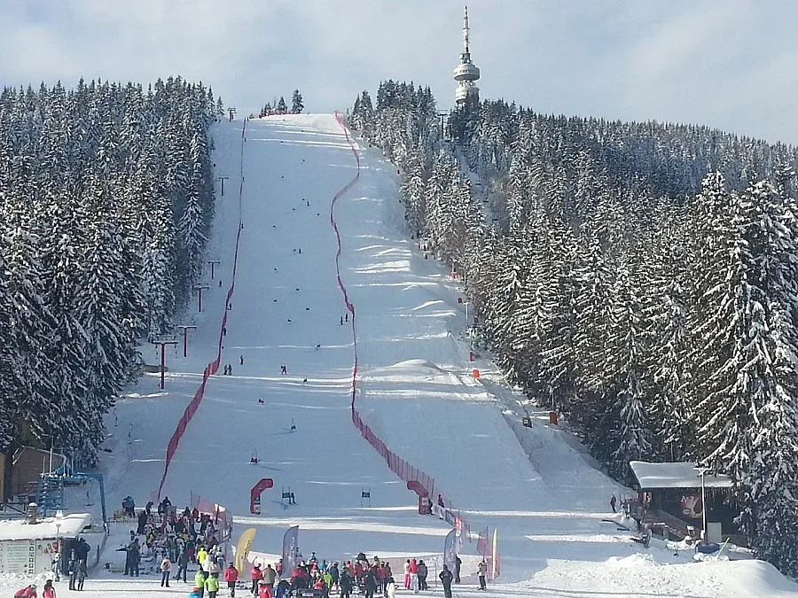 Пампорово примамва с водно парти