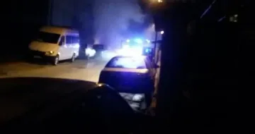 Опожариха коли във Варна