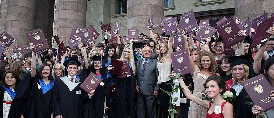 Спецове по информатика и робототехника най-търсени в Русия