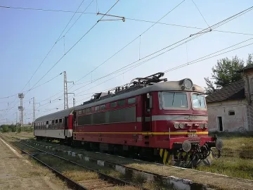 БДЖ с над 13 000 допълнителни места за празниците