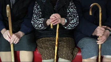 ГЕРБ и ОП се разбраха за минималните пенсии