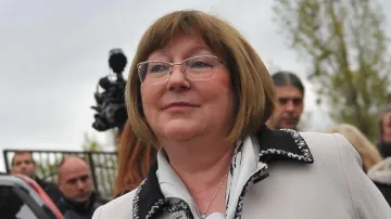 Съпругата на Цветан Василев с европейска заповед за арест