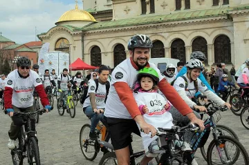 Йордан Йовчев поведe 500 на велошествие за Цветница