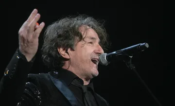 Брега и "Биело дугме" избухнаха в "Арената"