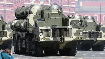 Русия връща и С-300 в Сирия