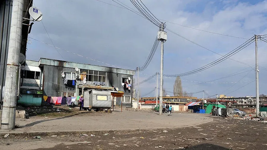 "Красна поляна" протестира срещу Виетнамските общежития