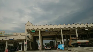 Хванаха боен арсенал на Кулата