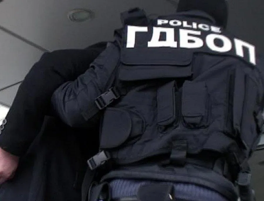 ГДБОП атакува търговец на автомобили