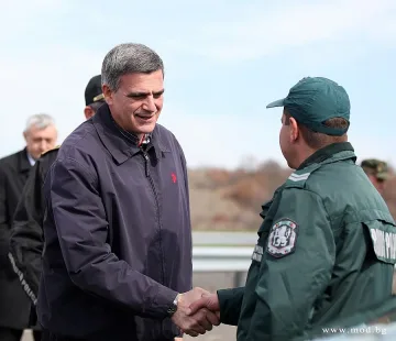 Стефан Янев отрече за чистка във военно министерство