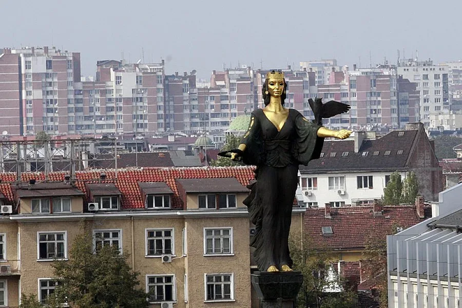 На 138 години столицата расте, но не старее