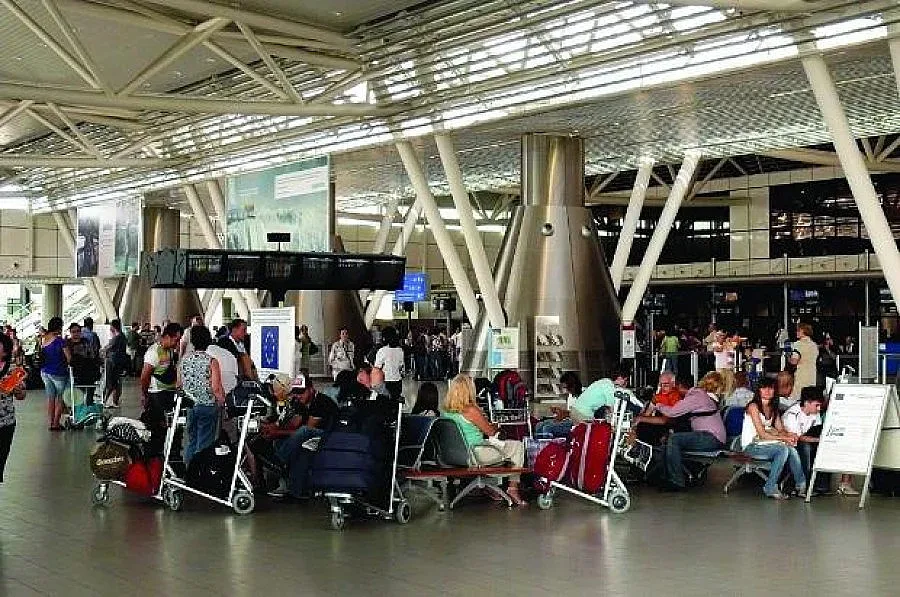 180 000 чужденци ни заливат за Великден