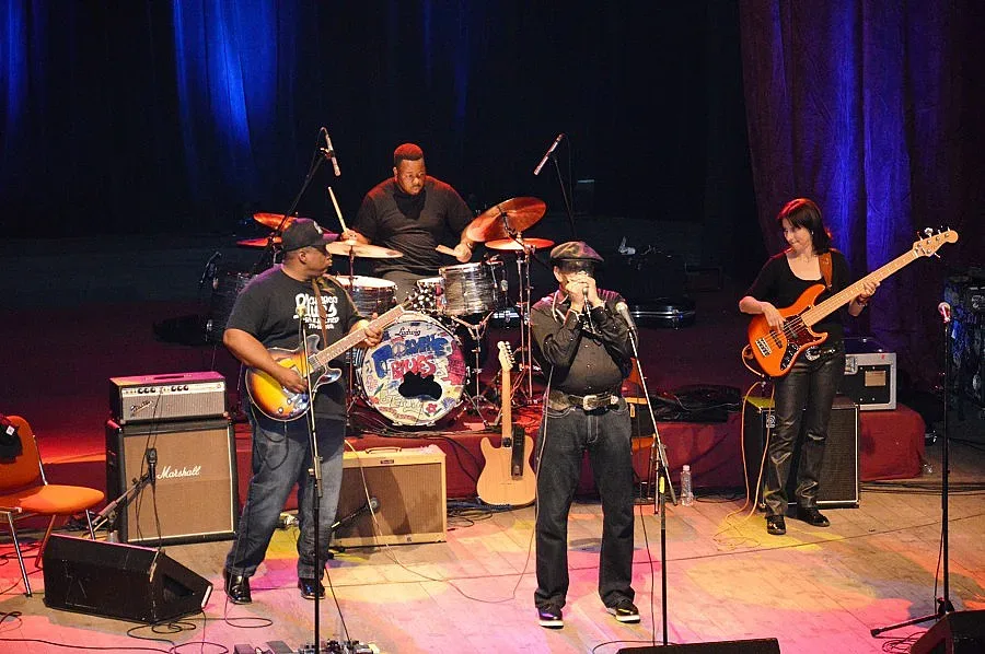 Sugar Blue покори с класата си феновете на блуса в Благоевград