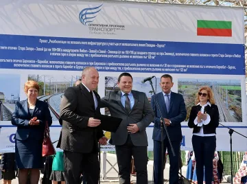 Министър Алексиев: За час и половина от Стара Загора до Бургас с влак