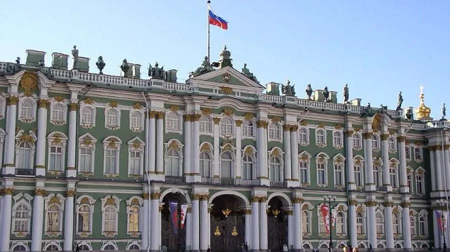 Задържаха зам.-директора на Ермитража в Санкт Петербург