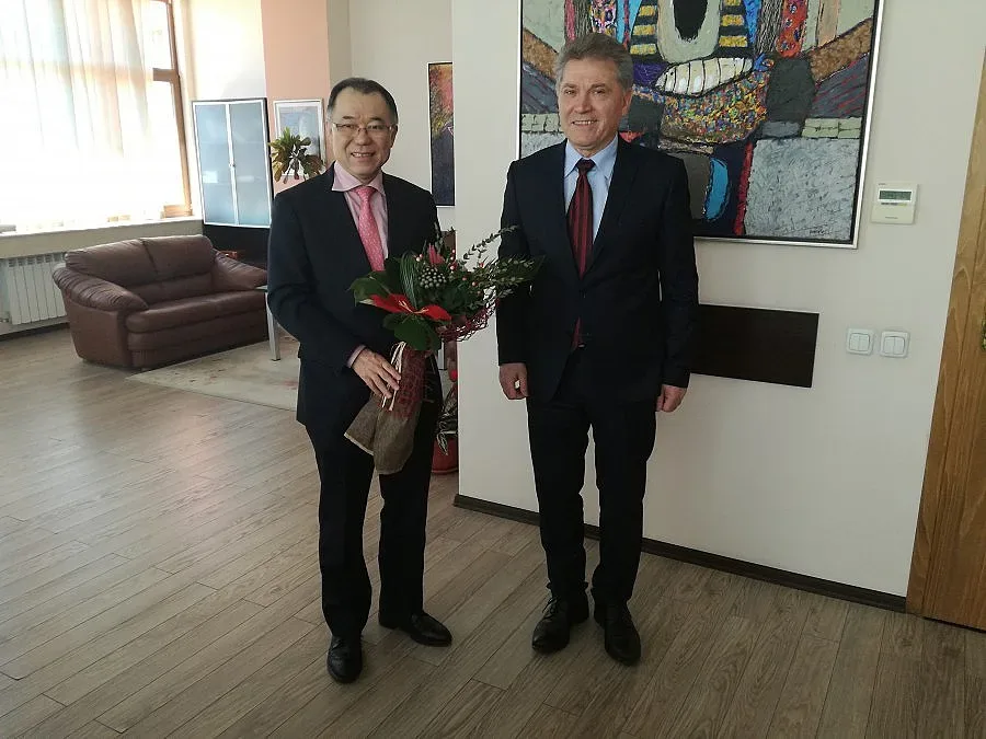 ЮЗУ иска обмен на студенти с Япония