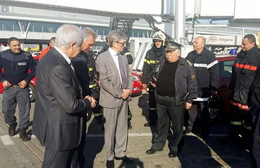 Тренировка за пожар на летището