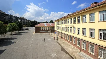 Приемът в гимназиите - вече и електронно