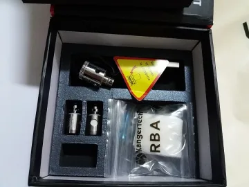 Контрабандни електронни цигари задържаха митничари