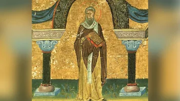 Малка птичка води пролетта на църковния празник 18 февруари