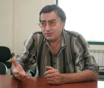 Програмно правителство може да вади мините във властта