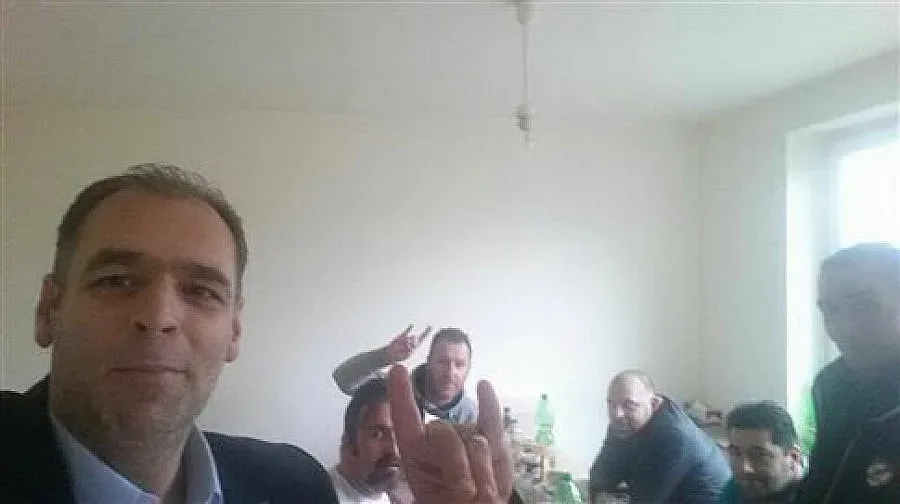 ПАСОК погна съветник заради Сивите вълци