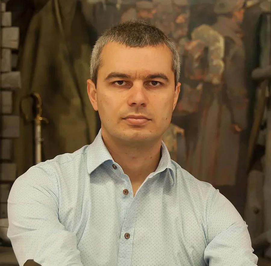 "Възраждане" дава субсидията за благотворителност