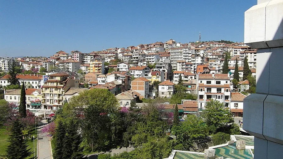 С еднопосочни улици Сандански отпушва движението в центъра